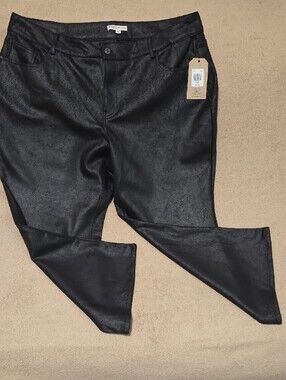 FRYE AND CO. Black Faux-Suede Flare Jeans- Size 22W